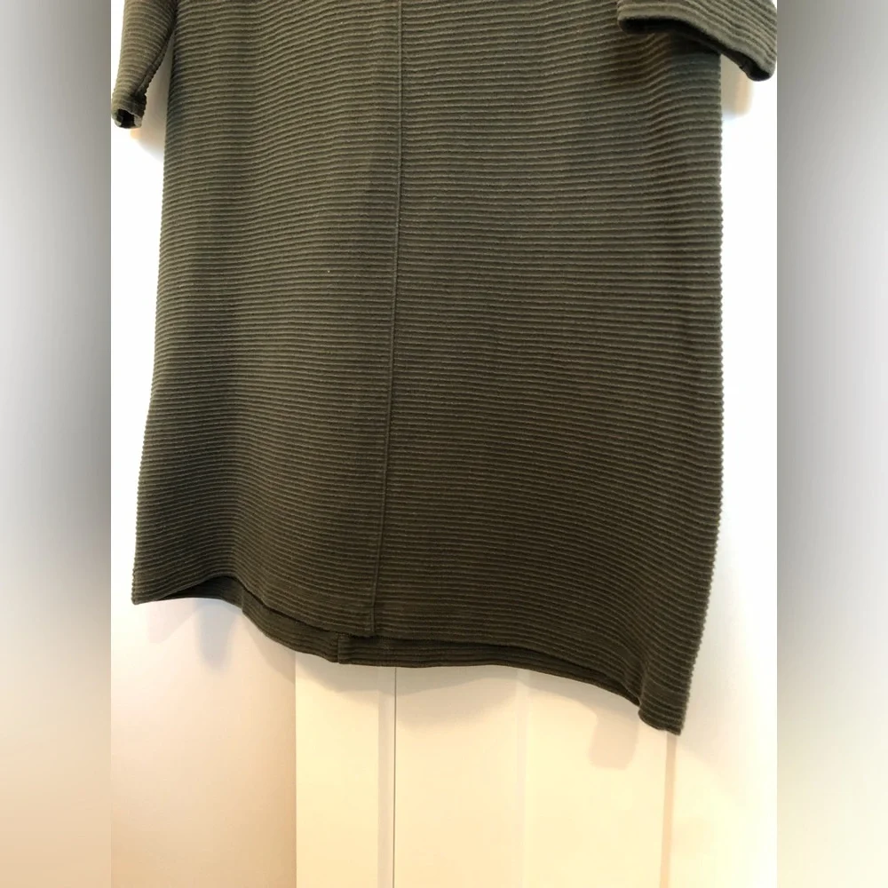 Vineyard Vines ribbed dress size medium - Picture 11 of 11